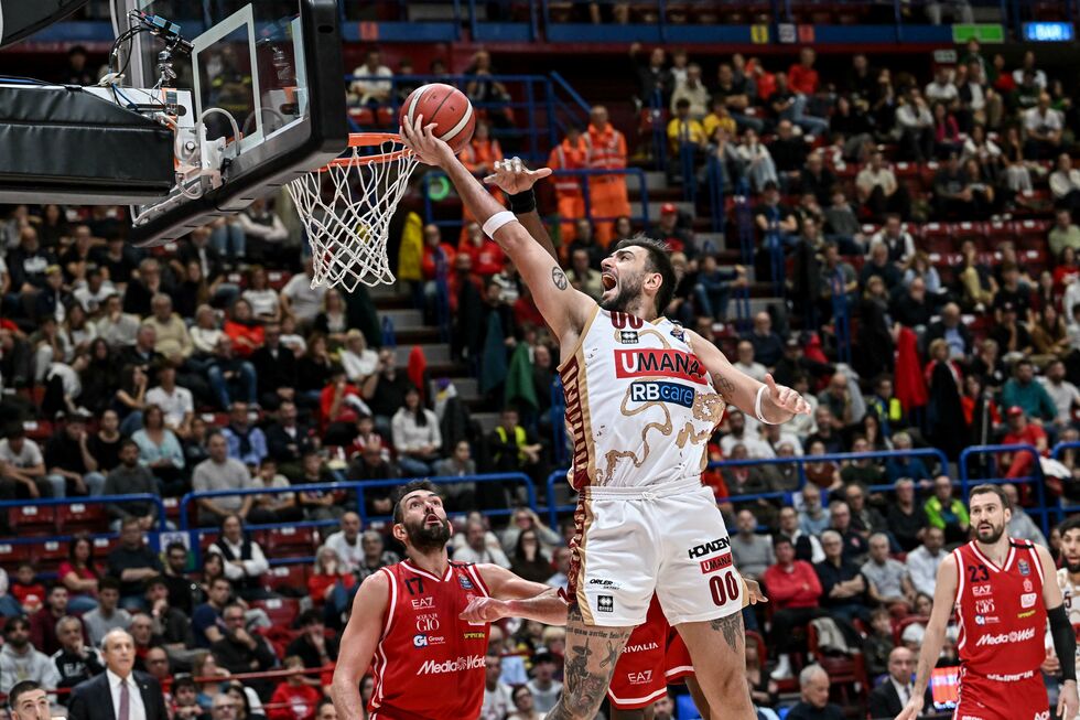 Umana Reyer Venezia - Banco di Sardegna Sassari domenica alle 19.00 (live su LBATV), 57ª sfida tra le squadre