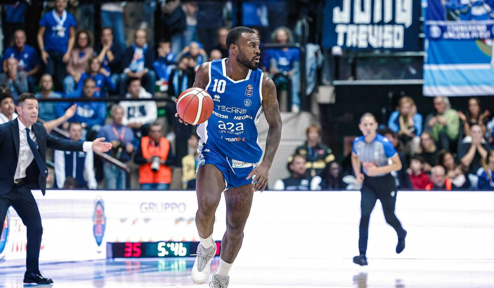 Jason Burnell vince l'MVP Unipol della prima giornata della Serie A Unipol 2025/26