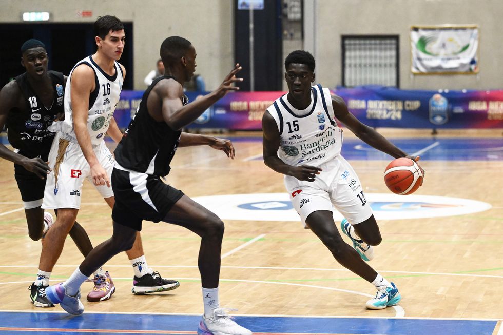 IBSA Next Gen Cup 2023/24, Girone B: il Banco di Sardegna Sassari conquista la vittoria contro la Dolomiti Energia Trentino con Dore e Sankare protagonisti