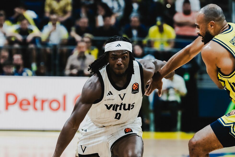 La Virtus Bologna comincia la sua Eurolega con una sconfitta sul campo del Fenerbahçe Tarfin Istanbul (78-68)