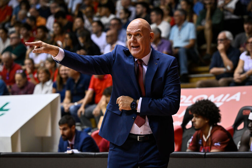 Umana Reyer Venezia - Virtus Costa Bologna domenica ore 19.00 (live su LBATV), coach Spahija alla ricerca della vittoria numero 100 in campionato