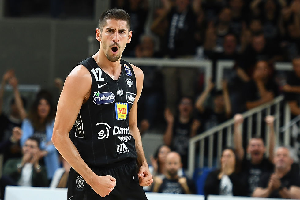 Dolomiti Energia Trentino, Diego Flaccadori è il secondo giocatore nella storia del club bianconero a raggiungere il traguardo dei 5000 minuti in Serie A dopo Forray