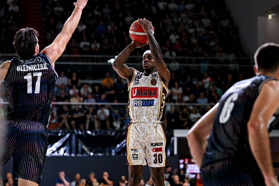 L'Umana Reyer Venezia piega la Bertram Derthona Tortona per 90-98 trascinata da Watson