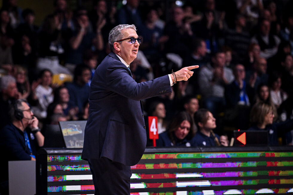 Acqua S.Bernardo Cantù, parla coach De Raffaele: "Il gruppo è in crescita e dobbiamo continuare a lavorare"