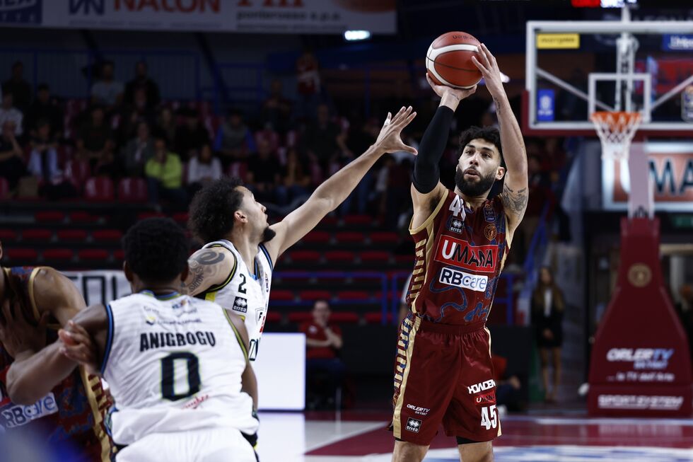 Umana Reyer Venezia - Pallacanestro Trieste (sabato alle 20.00, live su LBATV) apre il programma della terza giornata