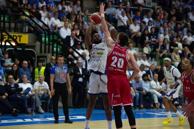 Treviso thắng nghẹt thở Reggio Emilia 78-77 nhờ Cappelletti và Pinkins