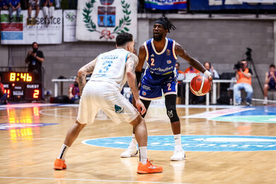 Treviso ngược dòng ngoạn mục hạ Cantù 72-80 nhờ Weber và Croswell