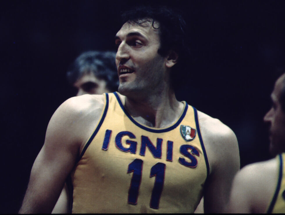 La Pallacanestro Varese fa 80 anni: storia, leggende e un sirtaki da 5 Coppe Campioni