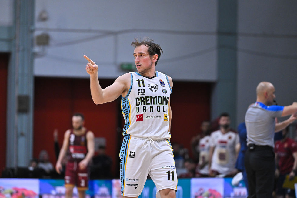 Vanoli Cremona, Denegri ritocca il suo "high" in Serie A realizzando 23 punti contro Venezia