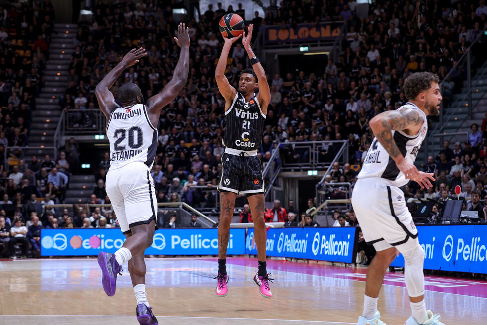 Eurolega: la Virtus Bologna cede nel finale al Besiktas Istanbul (101-103)