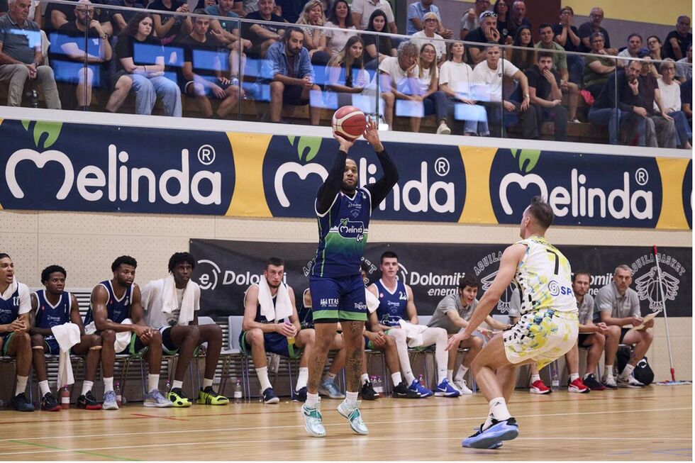 La Dolomiti Energia Trentino vince la "Melinda Cup", battuta per 81-75 la Vanoli Basket Cremona