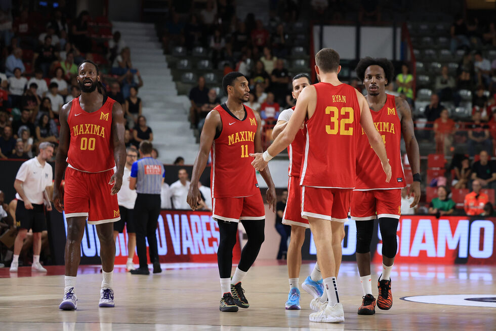 Maxima Roma - Napoli Basketball domenica ore 18.15 live su LBATV e Sky Sport Basket