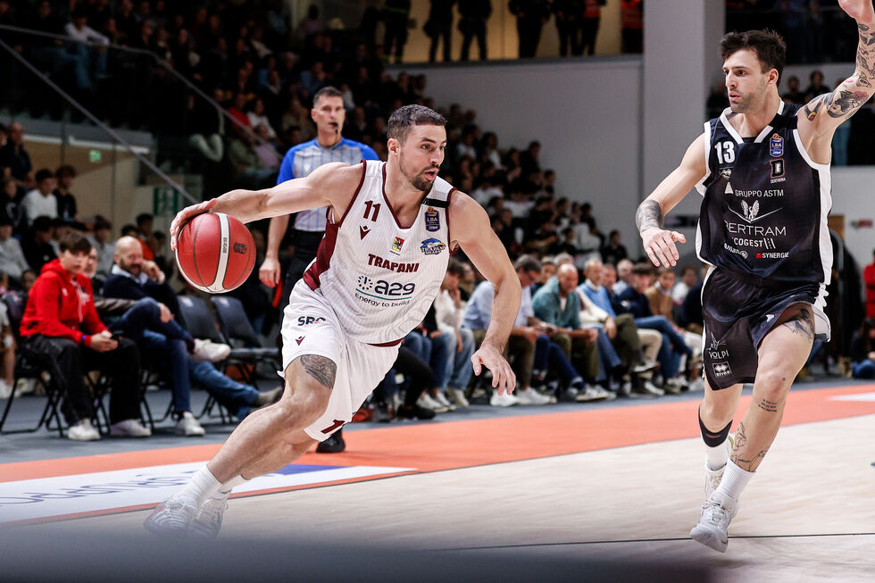 In Trapani Shark - Germani Brescia (domenica ore 17.00, live su LBATV) Petrucelli, Eboua e Mobio affrontano il proprio passato