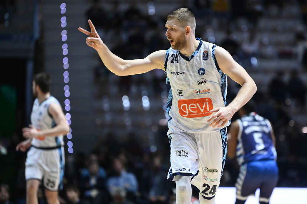 Michal Sokolowski è la nuova ala del Banco di Sardegna Sassari