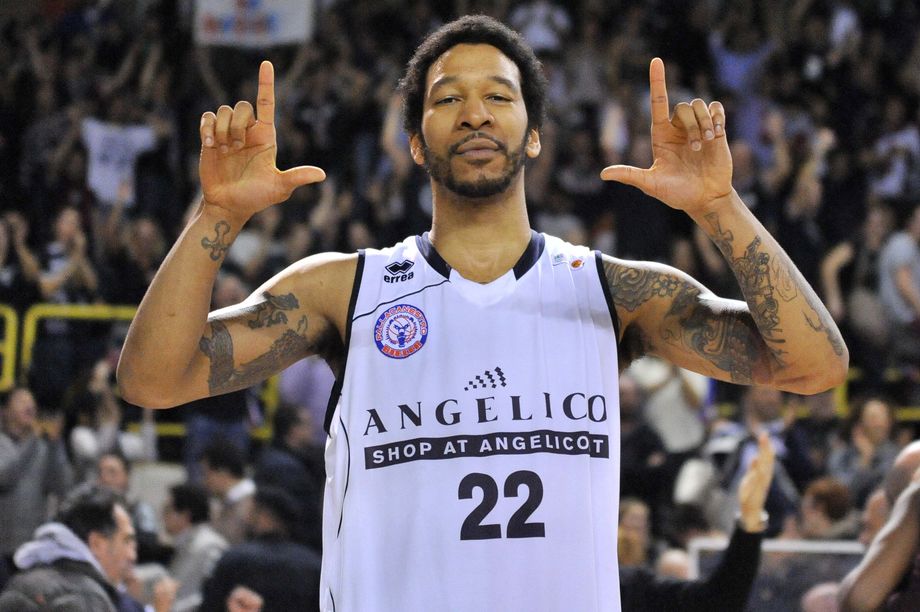 L'Acqua Vitasnella Cantu' ufficializza Damian Hollis