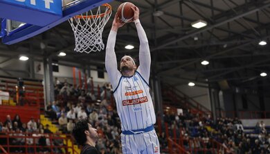 Guerri Napoli: Totè tiết lộ mục tiêu playoff và cơ hội ĐTQG