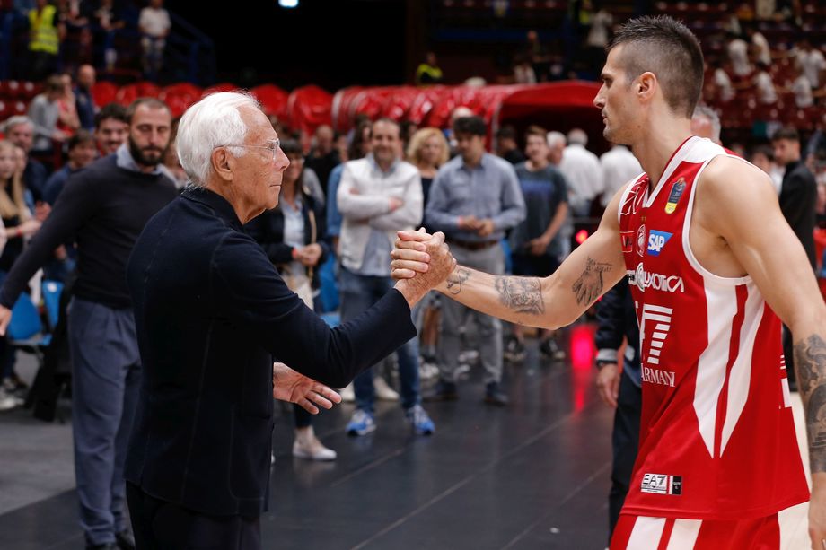 Olimpia Milano, dieci anni nella galassia Armani