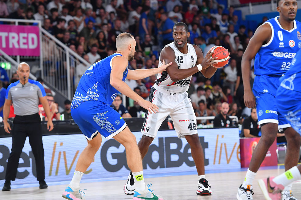 Virtus Segafredo Bologna - Openjobmetis Varese domenica alle 19 su DAZN, 171ª sfida nella storia tra le due squadre