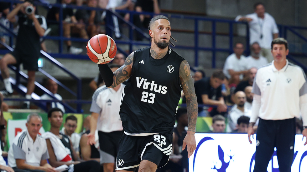 A Bologna prosegue il "Trophy Tour" della Supercoppa LBA Sisal Club 2026 in collaborazione con Sky. Oggi alle 17.00 il "Meet&Greet" con Daniel Hackett