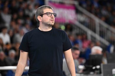 Germani Brescia: Huấn luyện viên Cotelli chia sẻ về hy vọng 'trở lại bình thường' và thách thức World Cup 2026 bảng đấu