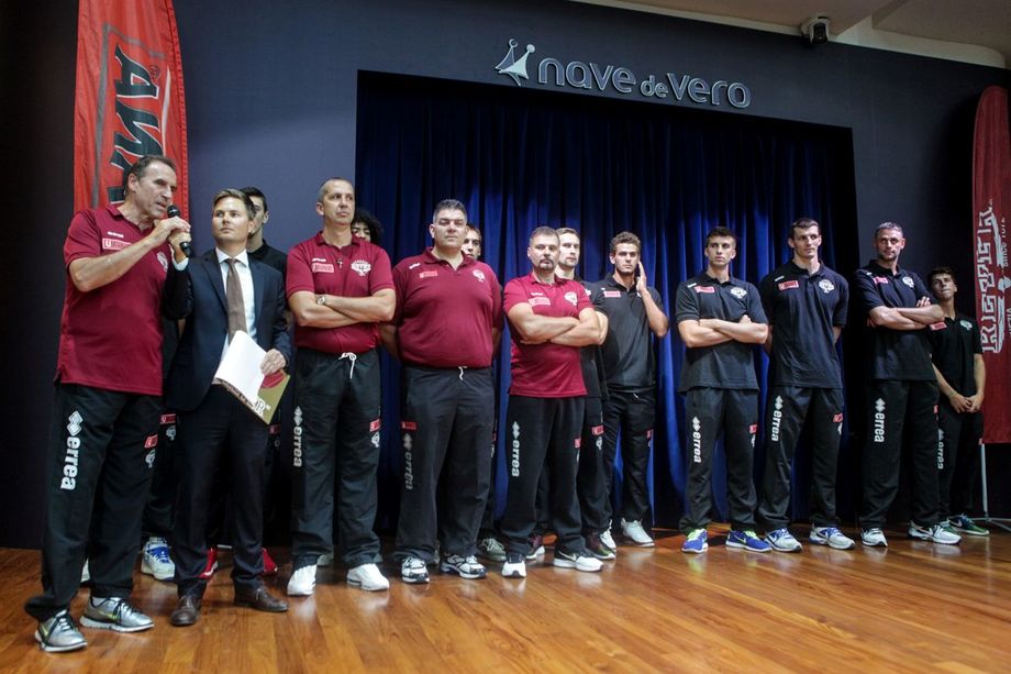 Piu' di mille persone alla presentazione della nuova Umana Reyer Venezia