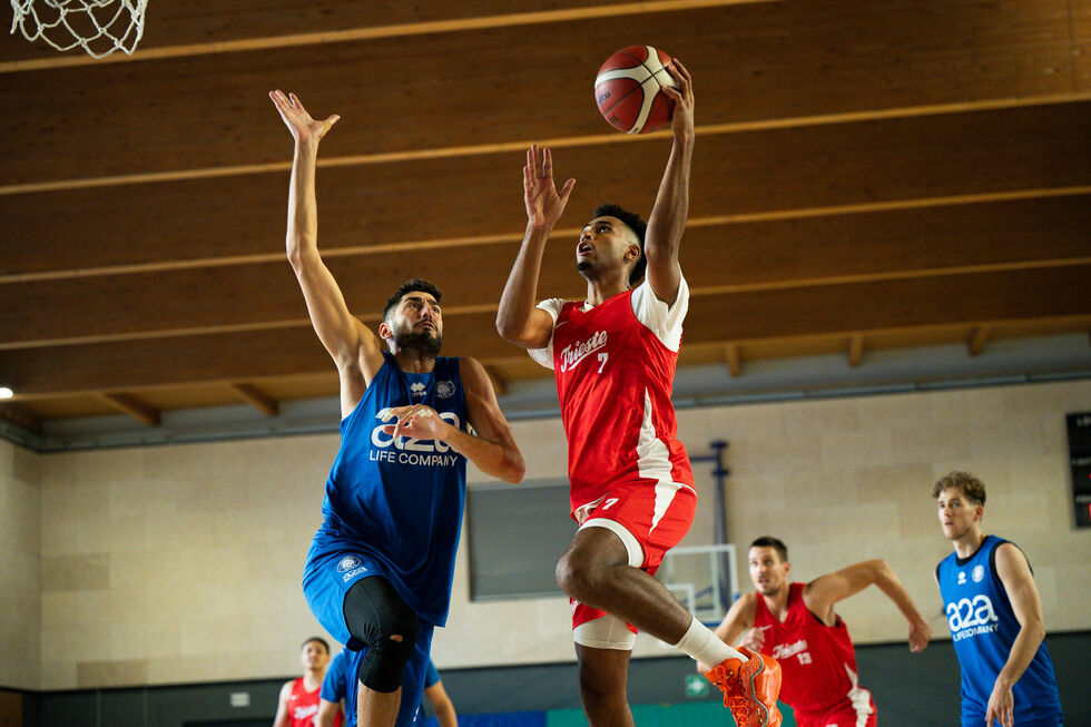 Pallacanestro Trieste, k.o. in volata contro l'A2A Leonessa Brescia per 85-84