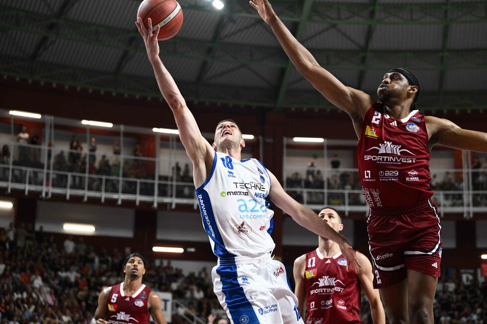 Conclusa Gara 2 di Trapani - Brescia: la Germani vince 77-85 e vola sul 2-0 nella serie!