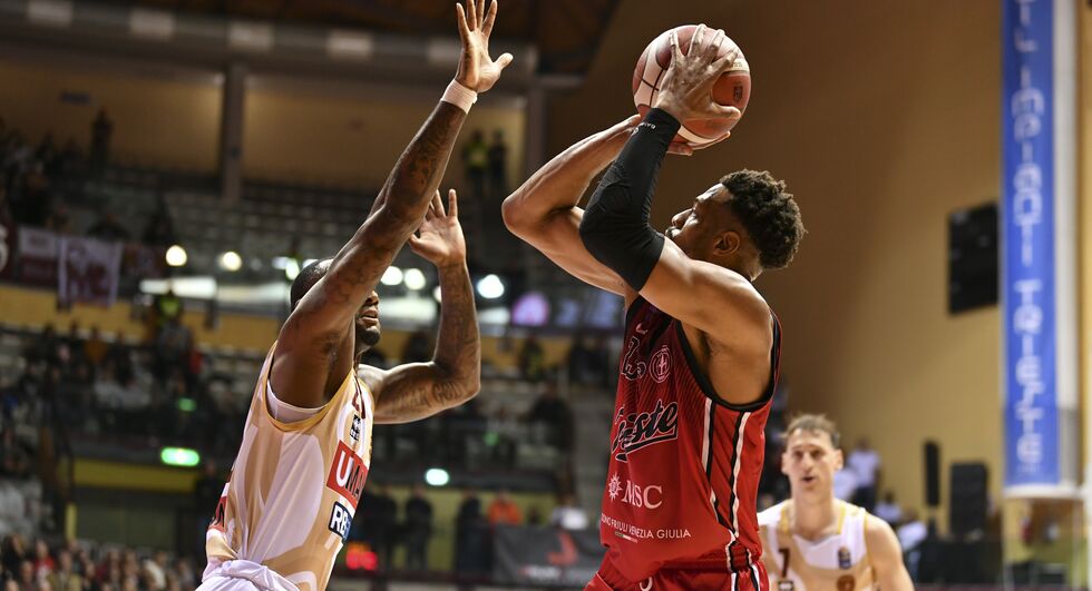 Umana Reyer Venezia - Pallacanestro Trieste domenica alle 18.15 live su DAZN e in chiaro su DMAX