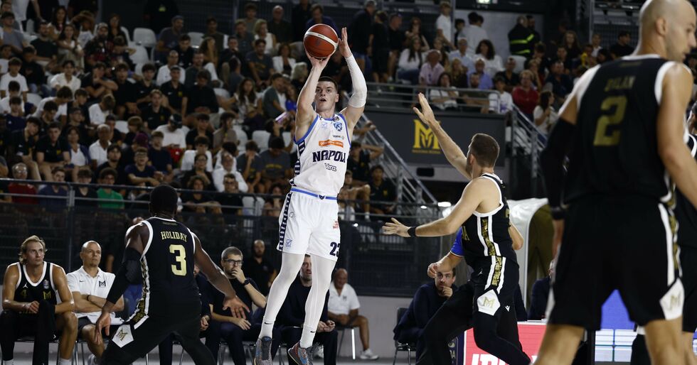 Il Napoli Basketball si impone per 75-94 contro la Maxima Roma trascinata da Dowtin e Jakimowski