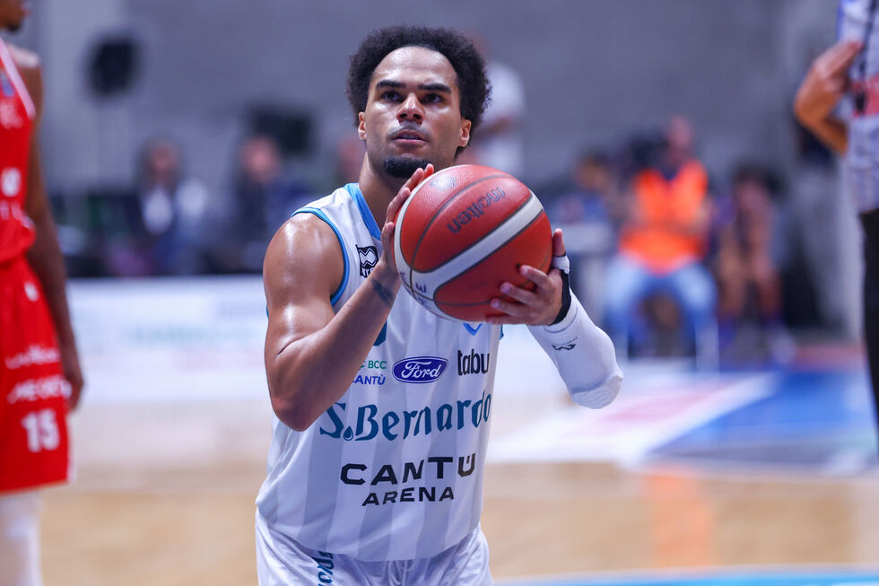 Acqua S.Bernardo Cantù, parla Gilyard: "Mi piace la città. I tifosi sono fantastici. I miei idoli? Chris Paul e Shane Larkin"