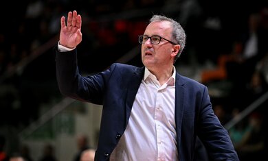 Huấn luyện viên Fioretti và Bí quyết dẫn dắt Bertram Derthona Tortona vào Playoff